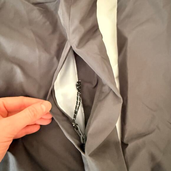 Holloway Women’s Rain Jacket M White Gray Hooded Windbreaker Pink Volleyball - Picture 8 of 11